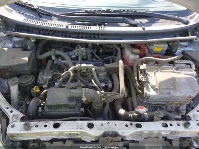 JTDKDTB35G1117843 Toyota Prius C One