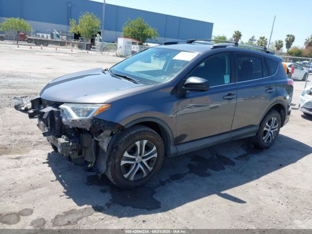 2T3ZFREV8HW340311 Toyota RAV4 LE