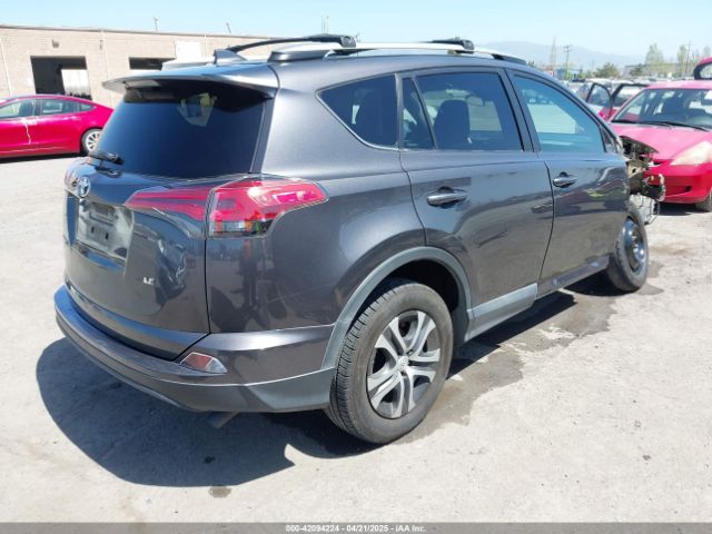 2T3ZFREV8HW340311 Toyota RAV4 LE