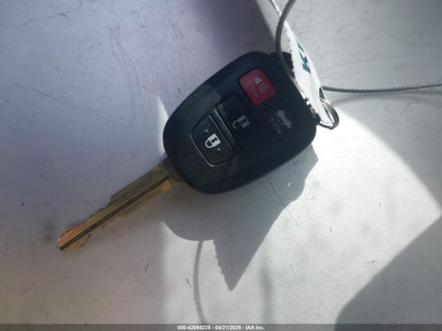4T1BF1FK1HU383470 Toyota CAMRY SE