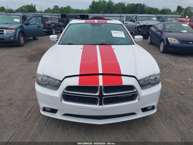 2C3CDXHG4EH312809 Dodge Charger Sxt