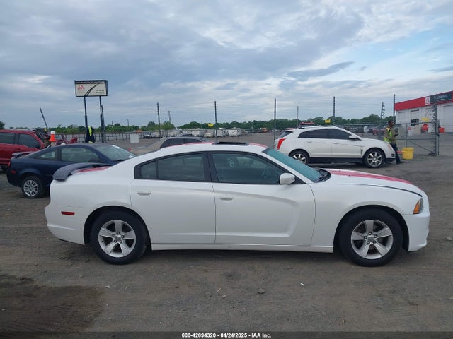 2C3CDXHG4EH312809 Dodge Charger Sxt