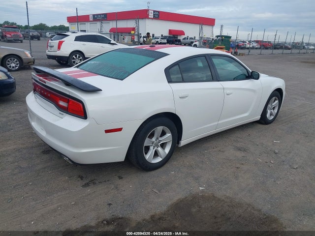 2C3CDXHG4EH312809 Dodge Charger Sxt
