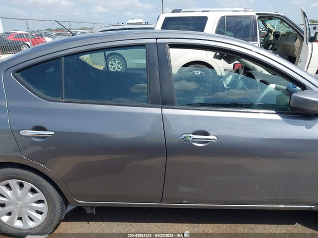 Nissan Versa 2019 3N1CN7AP2KL872465 Image 14