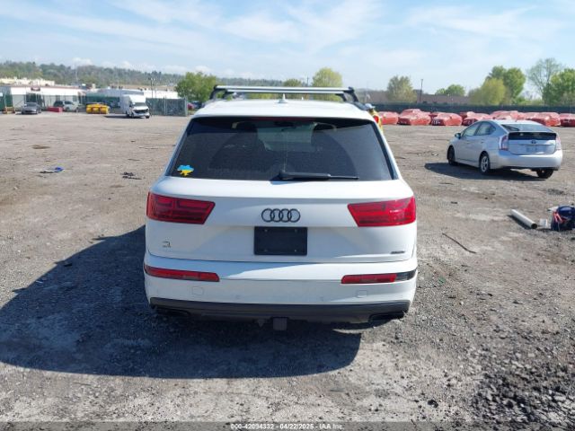 WA1VAAF77KD042653 Audi Q7 55 Premium