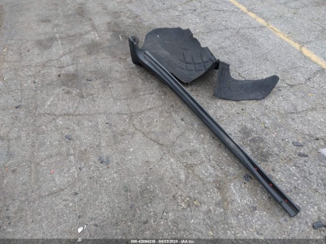 1GNERGKWXLJ320261 Chevrolet Traverse Fwd Lt Cloth