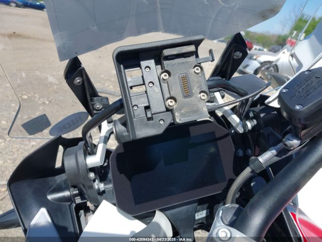 2023 BMW R 1250 WB10M130XP6G70412 Photo 6