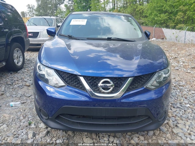 JN1BJ1CP4HW008943 Nissan Rogue Sport S