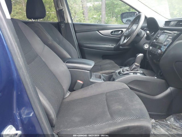 JN1BJ1CP4HW008943 Nissan Rogue Sport S
