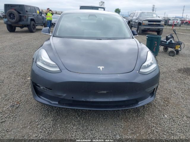 5YJ3E1EB7KF205883 Tesla Model 3 Long Range/performance