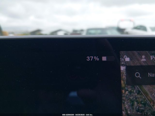 5YJ3E1EB7KF205883 Tesla Model 3 Long Range/performance