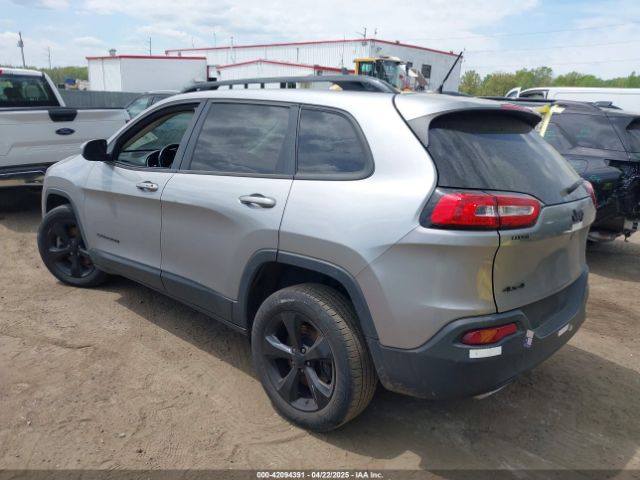1C4PJMCS6FW755840 Jeep Cherokee Latitude Altitude