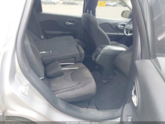 1C4PJMCS6FW755840 Jeep Cherokee Latitude Altitude