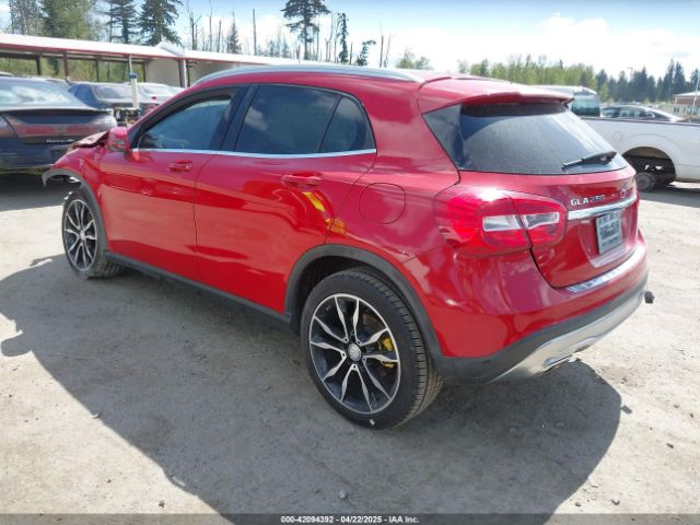 WDCTG4EB8HJ341365 Mercedes-Benz GLA 250