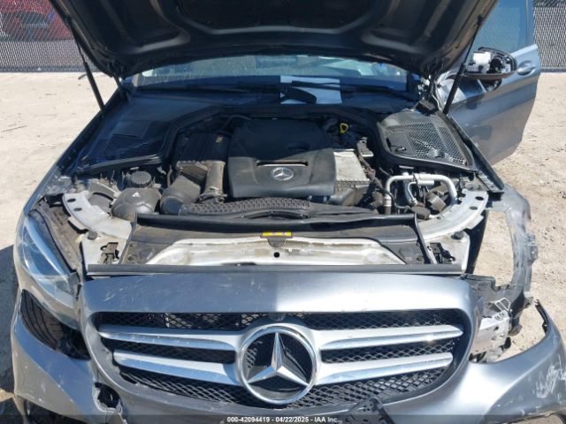 55SWF4JB2HU218808 Mercedes-Benz C 300 Luxury/sport