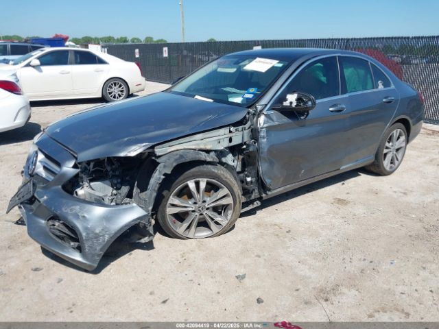 55SWF4JB2HU218808 Mercedes-Benz C 300 Luxury/sport
