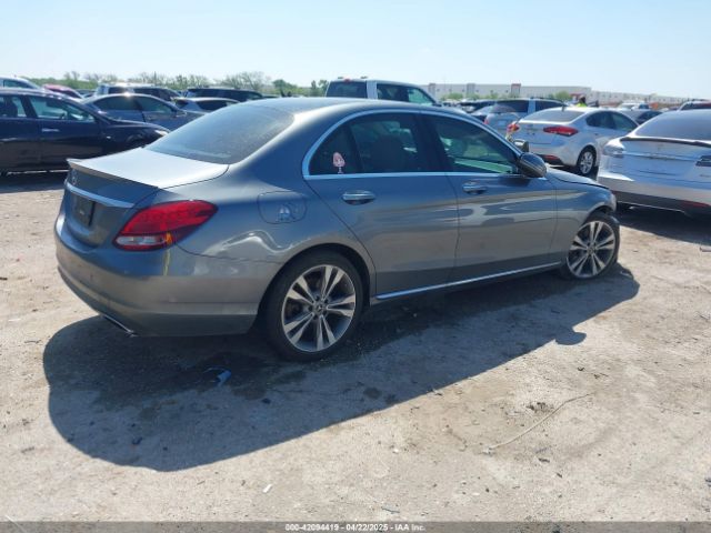 55SWF4JB2HU218808 Mercedes-Benz C 300 Luxury/sport