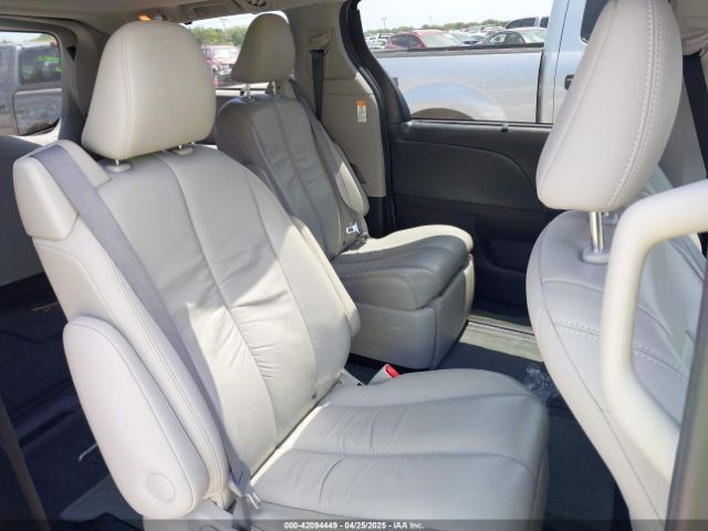 5TDDK3DC6GS143981 Toyota Sienna Limited Premium 7 Passenger