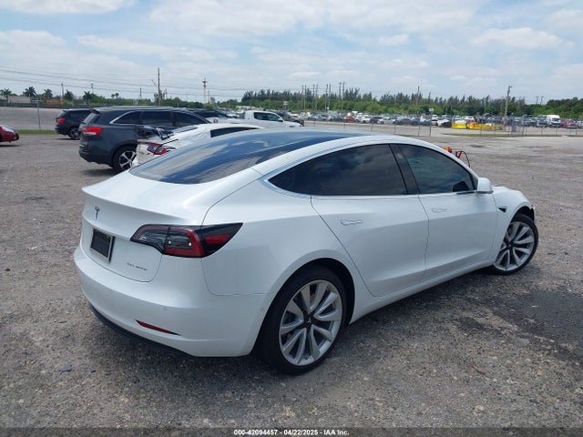 2019 TESLA MODEL 3 5YJ3E1EB1KF365760 Photo 3