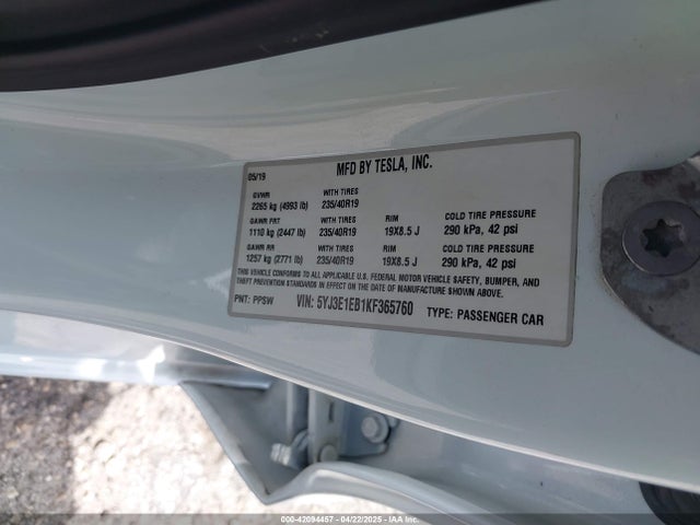 2019 TESLA MODEL 3 5YJ3E1EB1KF365760 Photo 8