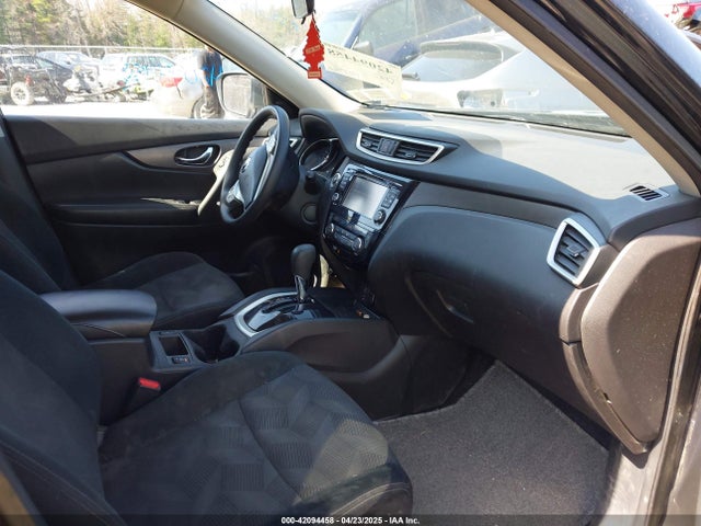 5N1AT2MV9GC889401 Nissan ROGUE SV