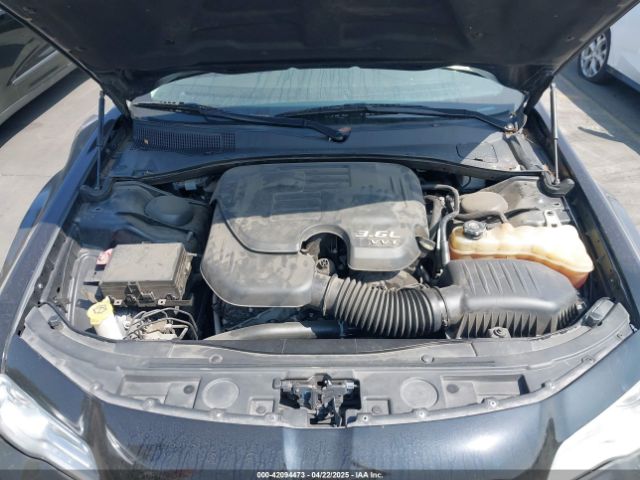 2C3CCAEG3KH697988 Chrysler 300 Limited