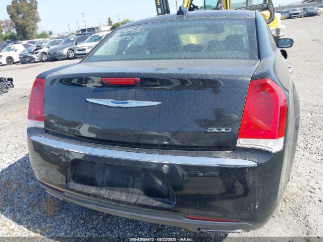 2C3CCAEG3KH697988 Chrysler 300 Limited