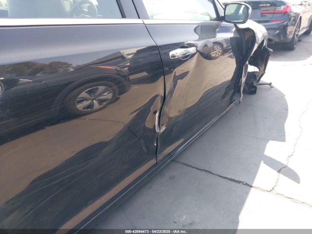 2C3CCAEG3KH697988 Chrysler 300 Limited