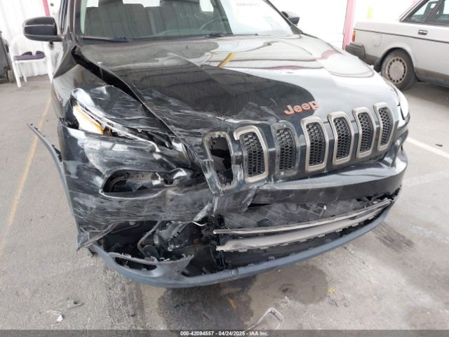 1C4PJLCB1GW312328 Jeep Cherokee 75th Anniversary