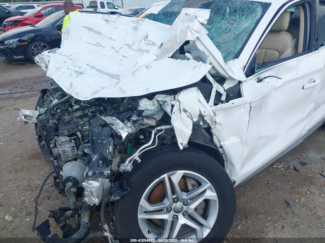 WA1ANAFY1K2112381 Audi Q5 45 Premium