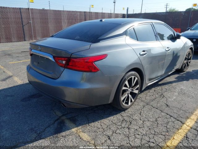 1N4AA6AP1JC400557 Nissan 2018