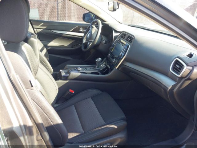 1N4AA6AP1JC400557 Nissan 2018