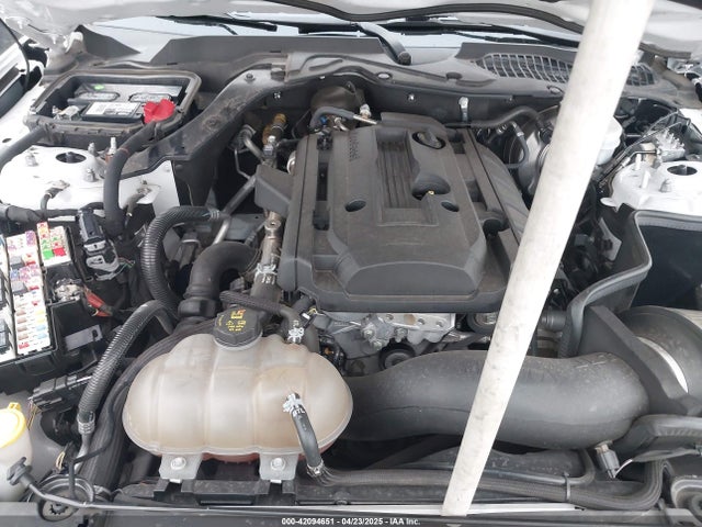 1FA6P8TH6K5176777 Ford 4v