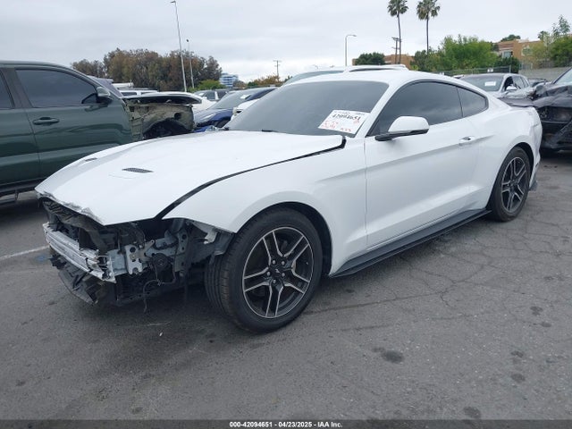 1FA6P8TH6K5176777 Ford 4v