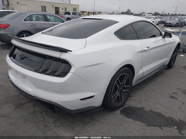 1FA6P8TH6K5176777 Ford 4v