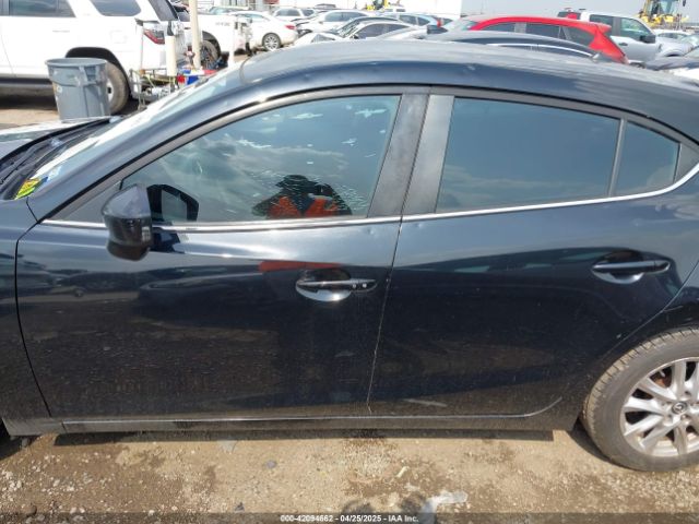 3MZBM1L74FM203049 Mazda Mazda3 I Touring