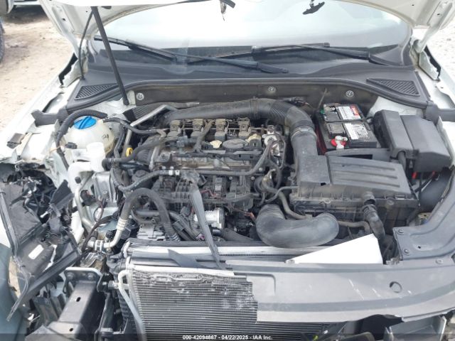 1VWAT7A31HC015952 Volkswagen Passat 1.8t S