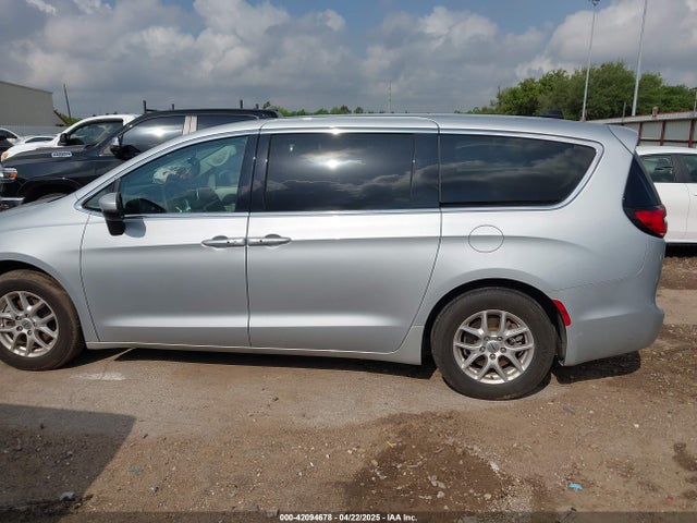 Chrysler Pacifica Touring L 2023 2C4RC1BG4PR594204 Image 15