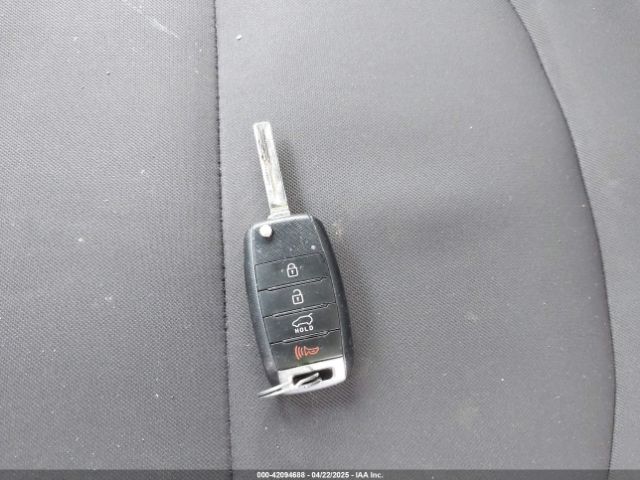 KNDJN2A20F7121886 KIA Soul