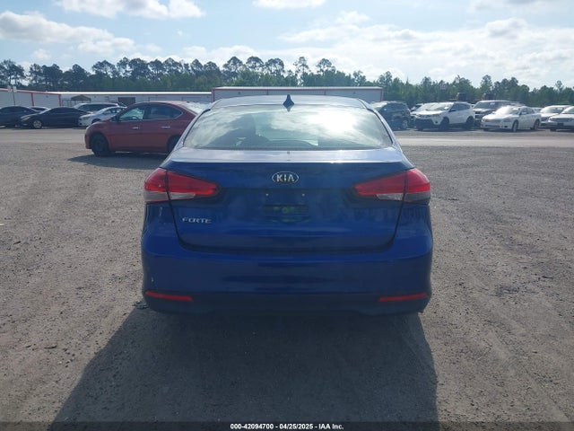 KIA FORTE LX 2018 3KPFK4A71JE226693 Image 16