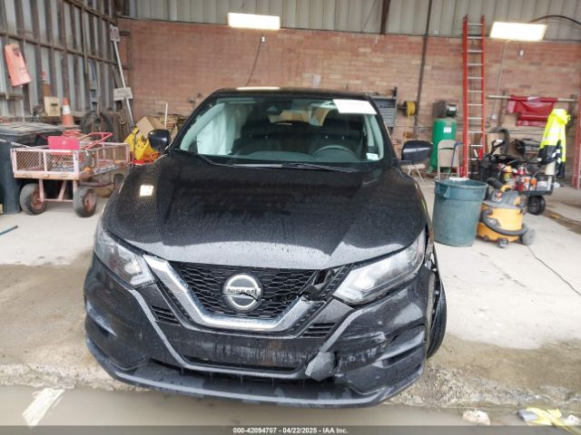 JN1BJ1AV9MW568338 Nissan Rogue Sport S Fwd Xtronic Cvt