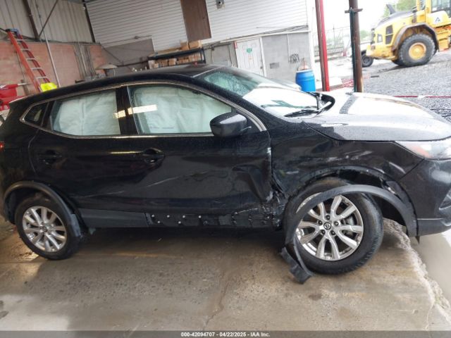JN1BJ1AV9MW568338 Nissan Rogue Sport S Fwd Xtronic Cvt
