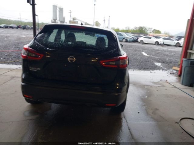 JN1BJ1AV9MW568338 Nissan Rogue Sport S Fwd Xtronic Cvt