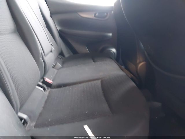 JN1BJ1AV9MW568338 Nissan Rogue Sport S Fwd Xtronic Cvt