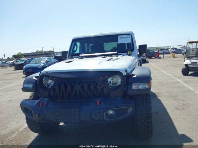 1C4HJXFG8JW297658 Jeep Wrangler Unlimited Rubicon 4x4