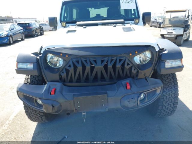 1C4HJXFG8JW297658 Jeep Wrangler Unlimited Rubicon 4x4