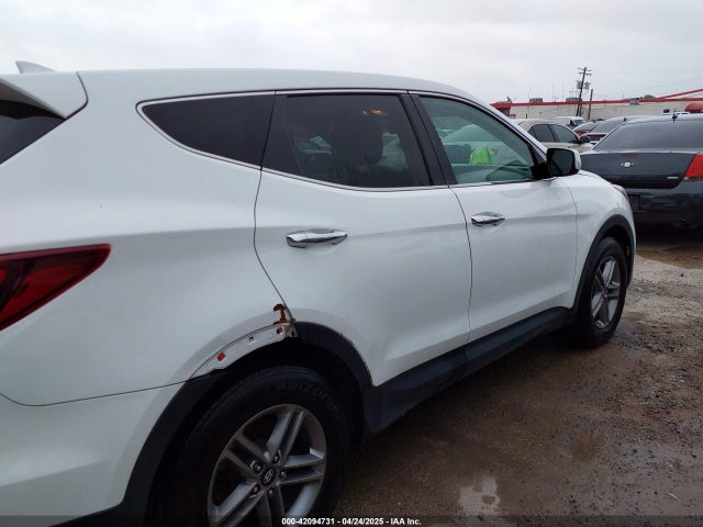 5XYZT3LB5HG418332 Hyundai Santa Fe Sport 2.4l
