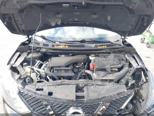 JN1BJ1CR5HW123634 Nissan Rogue Sport S