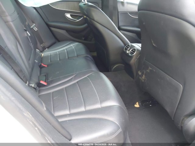 55SWF4JB4HU206451 Mercedes-Benz C 300 Luxury/sport