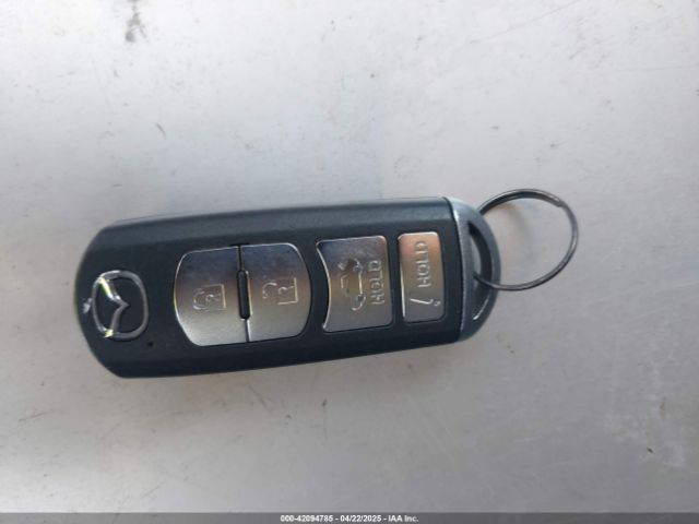 3MZBN1V39JM248584 Mazda Mazda3 Touring